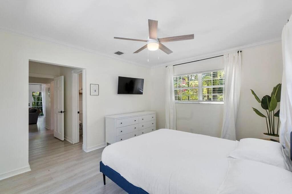 Walk To Las Olas Banyan Room Palm Paradise Inn Fort Lauderdale Extérieur photo