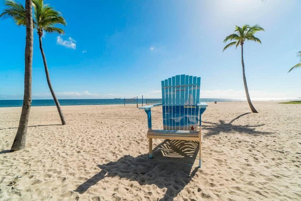 Walk To Las Olas Banyan Room Palm Paradise Inn Fort Lauderdale Extérieur photo