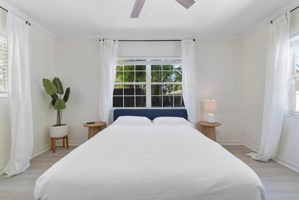 Walk To Las Olas Banyan Room Palm Paradise Inn Fort Lauderdale Extérieur photo